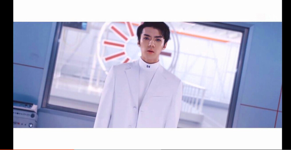 EXO回归 2016 世勋 sehun “lucky one”MV截图