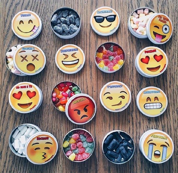 .Emoji Candies