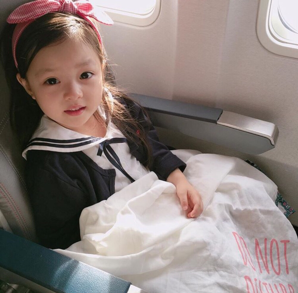 梨涡妹妹金在恩230761ε610723不定期更新