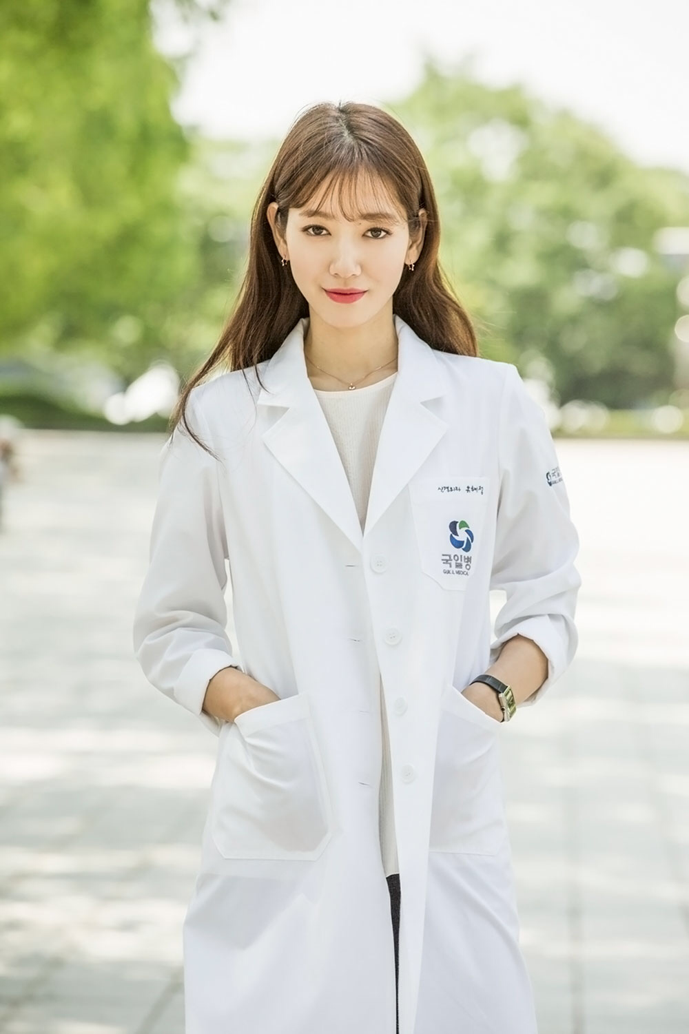 #朴信惠女神# #Doctors#定妆海报照