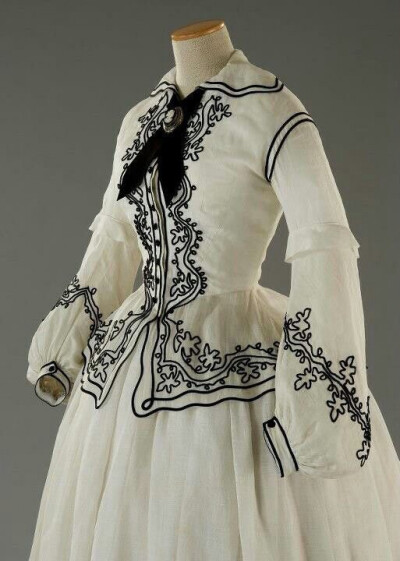 服饰 | Victorian 1860-1869。