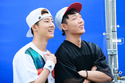 iKON. Double B cr.BBB