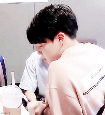 朴智旻你怎么这么可爱啊我的宝宝