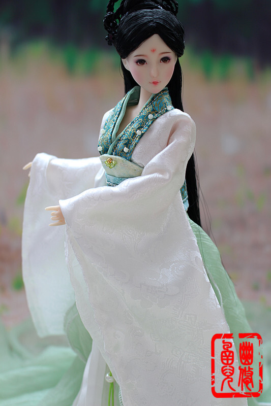 obitsu27中胸 可儿 心怡娃娃 包胶体岚素体 1/6 古装娃衣 倾琴