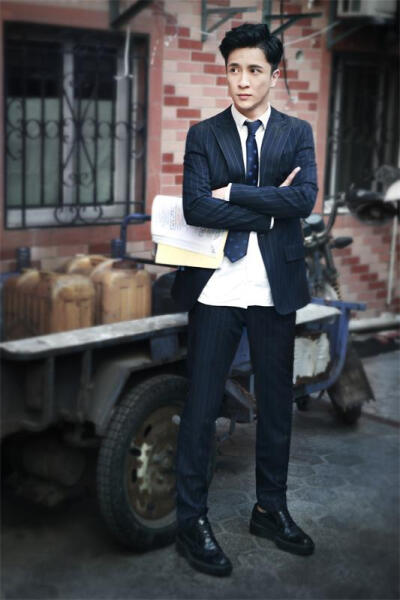 #歌手薛之谦#即使情敌百万，我只钟情于你。