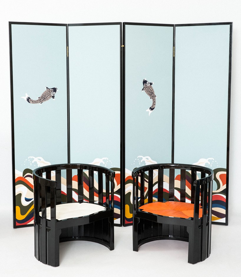 西班牙奢华皮具品牌 LOEWE
在2016年米兰设计周上发布了一组皮革镶嵌的项目家具项目，包括屏风、桌子、椅子、衣柜、储物柜以及其他配件。大小不一，形状颜色各异的皮革拼出独特的设计。