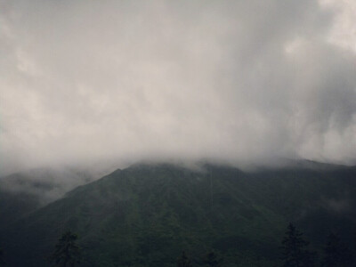 (#ﾟДﾟ)雨好大的