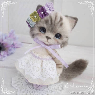 *** ◆Ciel serein サイベリアン 長毛猫 羊毛フェルト
ハンドメイド：細いレース糸で編んだ紫陽花の花冠や～ふんわりとしたコットン生地のスカートを合わせて、華やかな雰囲気に仕上げました【handmade
by：Ciel ser…