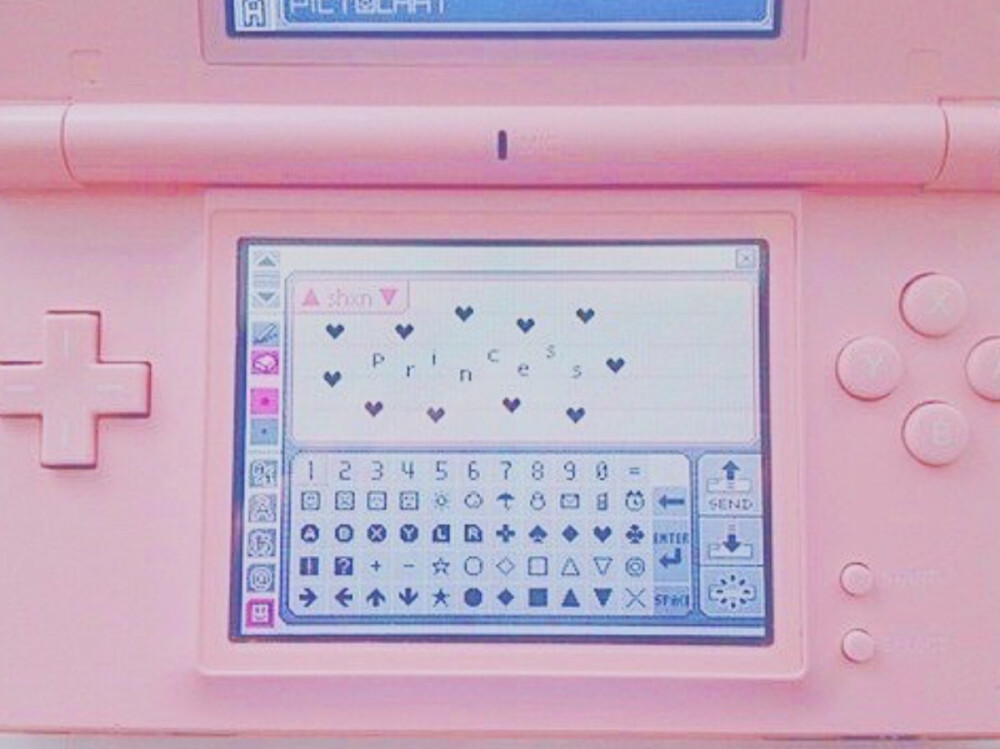 INS：hbopne 粉色/极简/美学主义/键盘背景/主页图/INS搬运/侵删