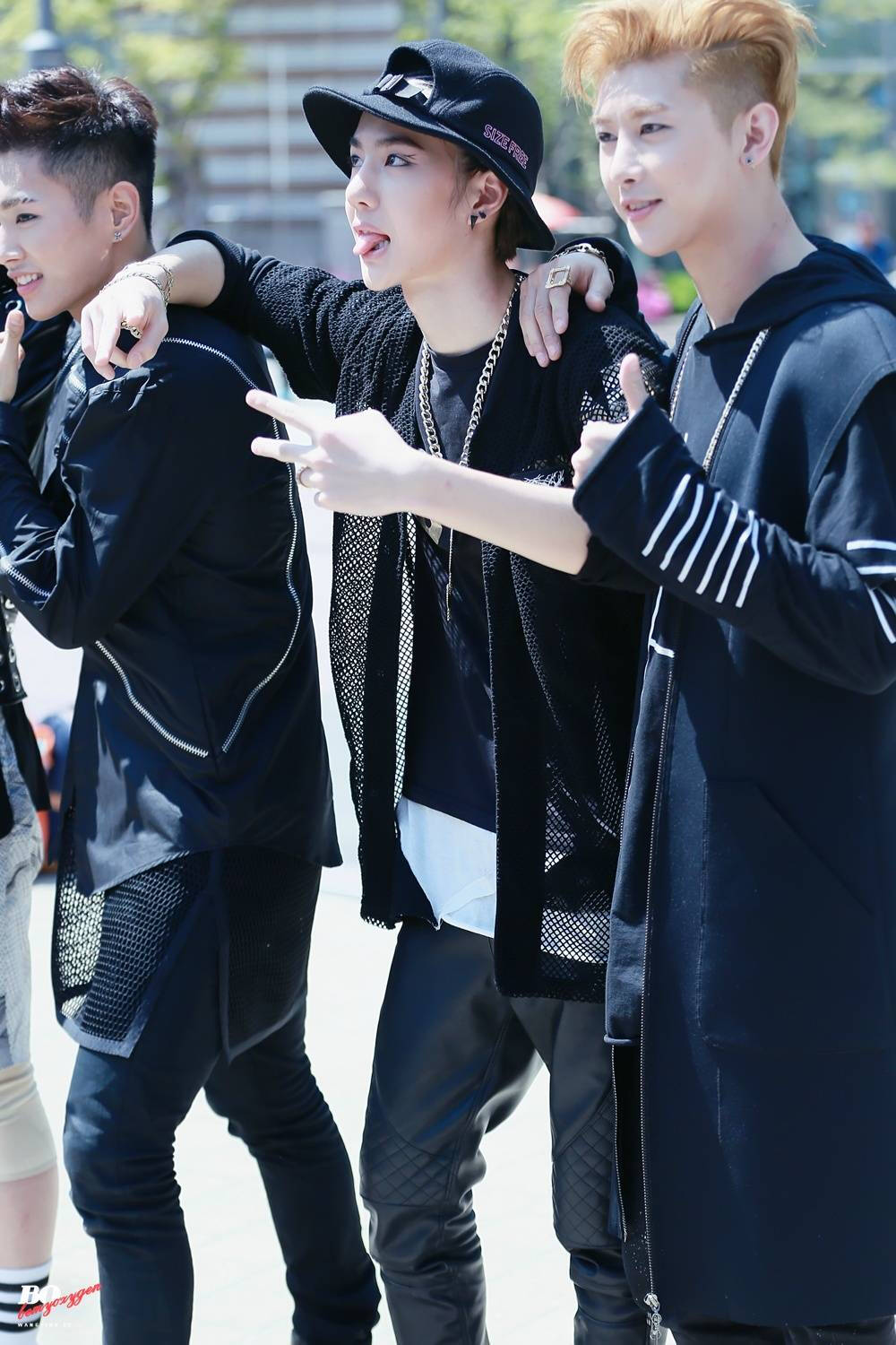 150425 mini fanmeeting #UNIQ王一博##EOEO#