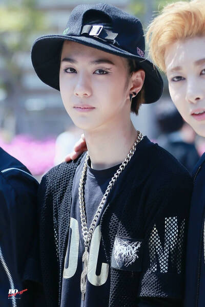 150425 mini fanmeeting #UNIQ王一博##EOEO#