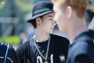 150425 mini fanmeeting #UNIQ王一博##EOEO#