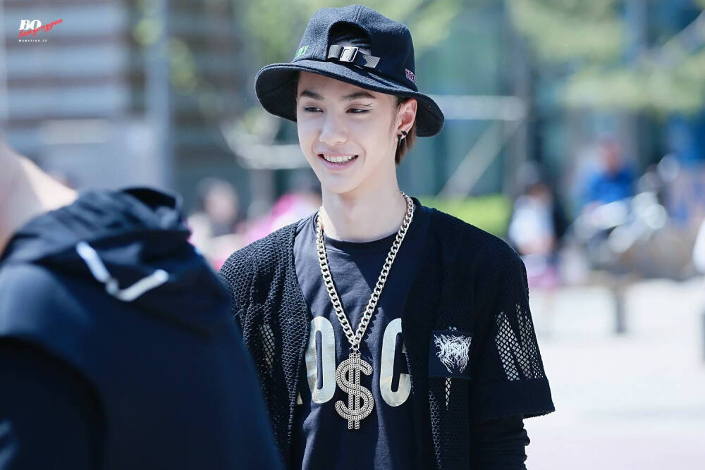 150425 mini fanmeeting #UNIQ王一博##EOEO#