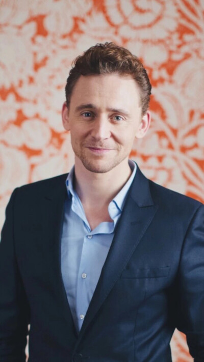 Tom Hiddleston 抖森