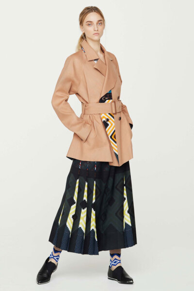 Issey Miyake 2017早春系列时尚型录