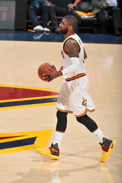 Kyrie Irving 凯里·欧文