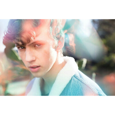 Troye Sivan 戳爷