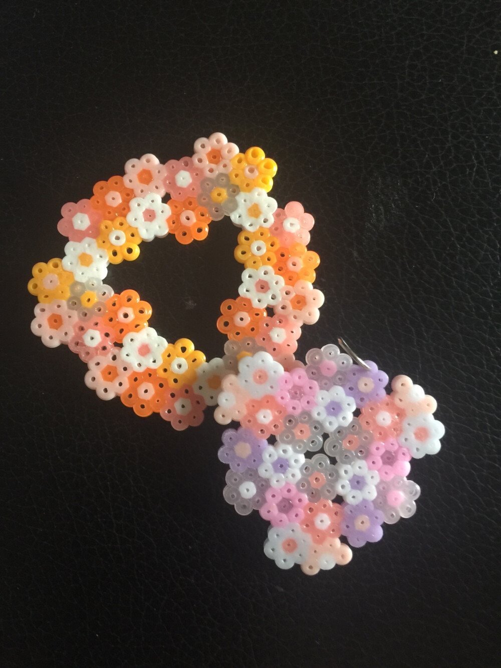 拼豆花环可爱的花