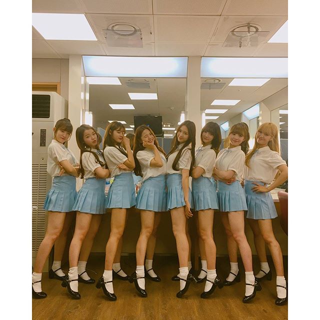 OH MY GIRL 金乂园 ARin 刘是我 YooA 裴有彬 Binnie 金祉呼 崔孝定 Mimi 金美贤 玄胜熙 申惠真