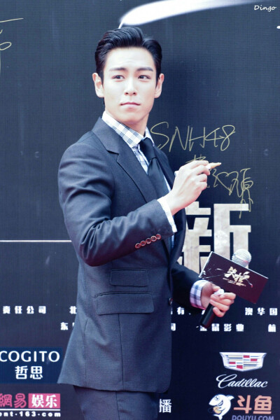 BIGBANG T.O.P.崔胜贤 塔普 崔网红 #全世界最好看的崔胜铉# 失控幽灵飞车 发布会