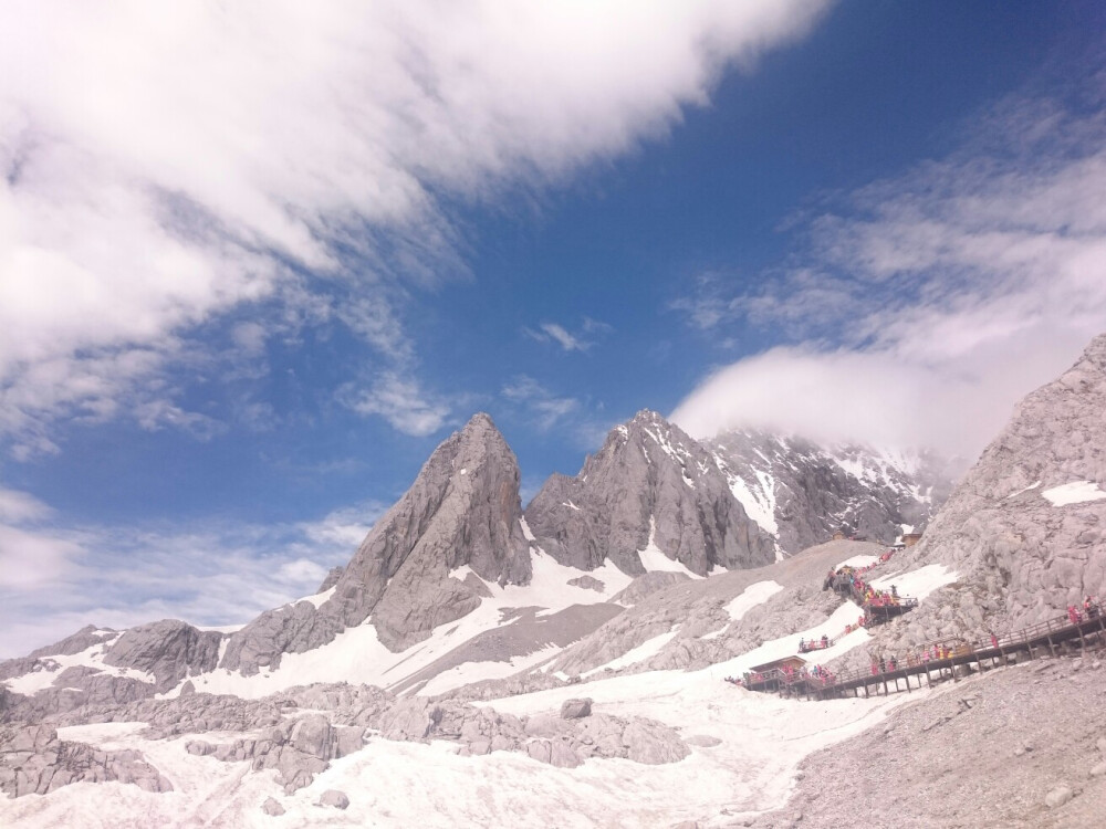 玉龙雪山