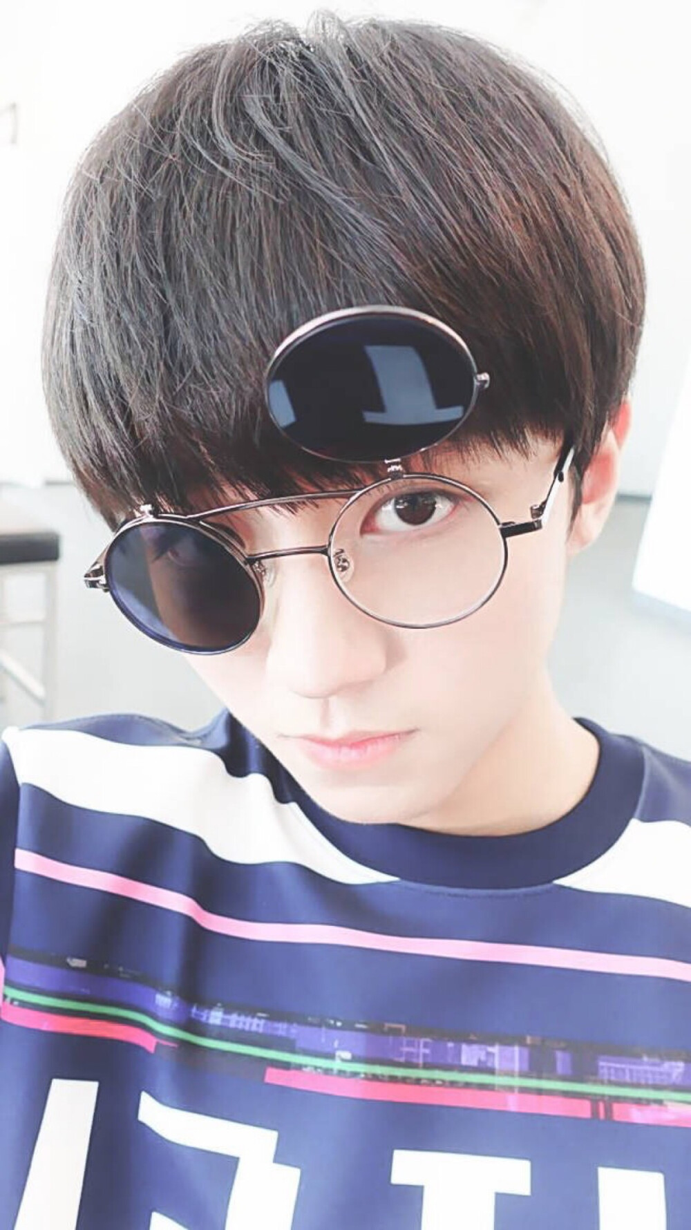 #王俊凯 #TFBOYS 微博更新去水印 高清 帅气 手机壁纸size