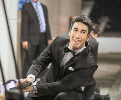 nadech 