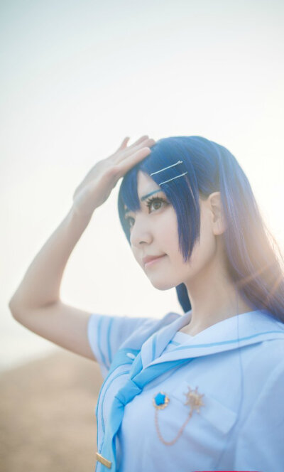 #cos正片##love live！##海军未觉醒#一緒に海へ行こう️️️ 绘理：原Po 海未：雪雪@snow-雪雪 穗乃果：洋子@不想当渔夫的司机不是好船长 摄影：@小河_River_ @see---saw 服装：@喵屋小铺 @半次元cosplay频道 BCY链…