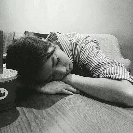  By熙宝儿 随手点赞关注 高清女头 男头 欧美 情侣 闺密头像清新 森系 韩系 可爱 搞怪 黑白 身体部位图 举牌 备忘录 