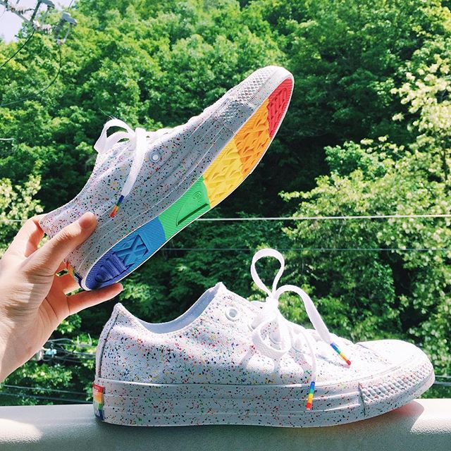 代购 限量 Converse Pride Collection 彩虹泼墨涂鸦 帆布鞋153077C