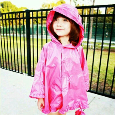 raincoat girl♡