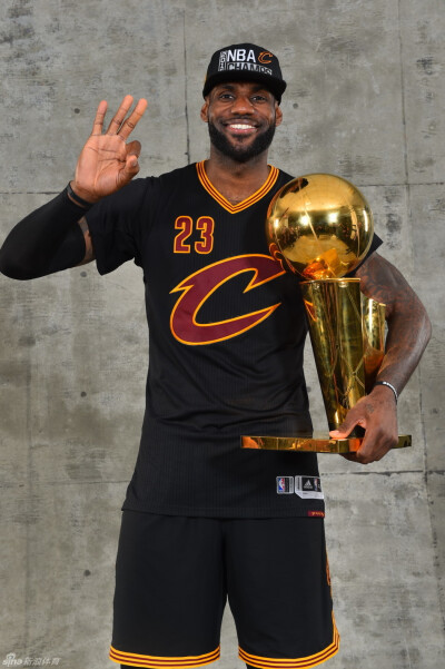 LeBron James 勒布朗·詹姆斯