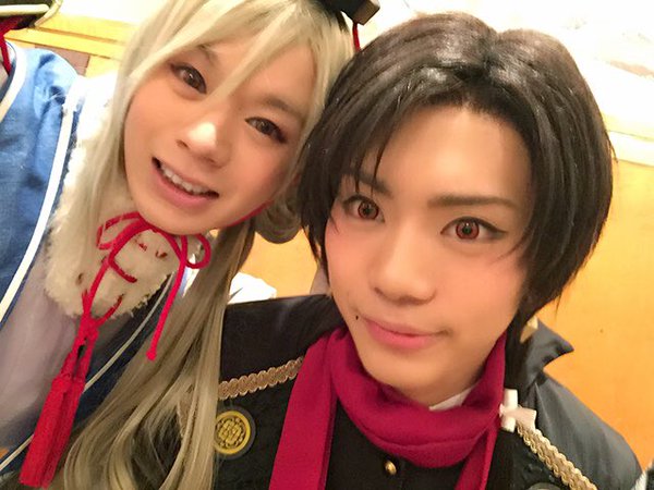 大平峻也 ‏@trampshunya 4月13日
きよみちゅさんとつるちゃん！！
僕は加州さんの『解けない魔法』の時の手が好き←
そして解けない魔法が好き！！
あー解けない魔法にかかって解けない困ったもんだ(๑>口<๑)ﾉりゅうくんどうしてくれんだ！！
佐藤 流司