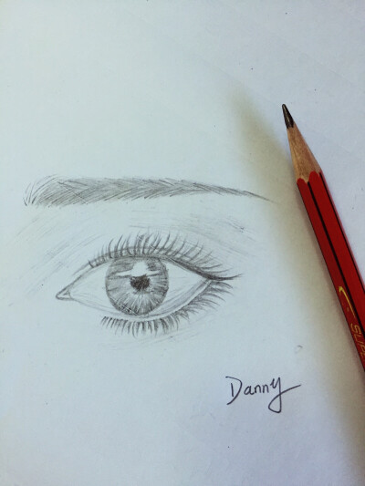 铅笔画 眼睛 素描 Danny