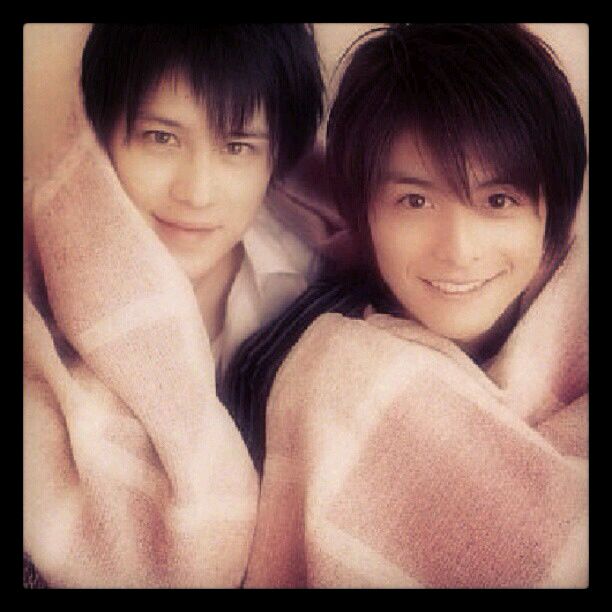 WaT，日本乐队组合，WaT意为“Wentz（Wentz瑛士）and Teppei（小池彻平）”。日本的创作男子组合，现为环球唱片旗下歌手。 两人的经理人公司同属Burning Production。除了音乐创作及演唱，成员更个别参与电影及电视演出。