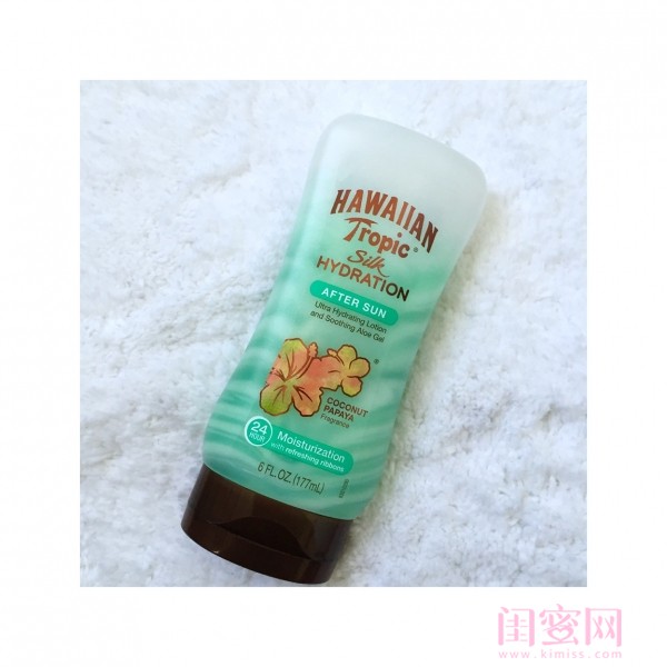 Hawaiian Tropic 丝滑晒后修护凝乳 这牌子以光泽防晒而出名，上身之后就是很健康很有光泽的皮肤效果。这款晒后修复产品，里面是乳液和芦荟胶的混合体，不仅有晒后舒缓效果而且保湿效果超级赞，涂上之后皮肤摸起来也是它所宣传的丝滑感。