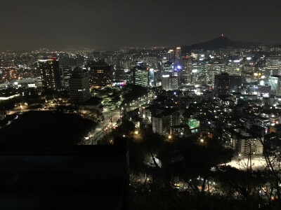 首尔塔夜景