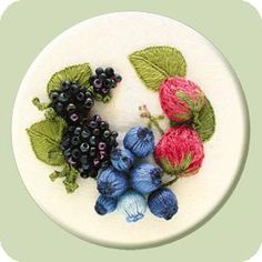 Bunches of Berries stumpwork instructions. Free raised embroidery designs.