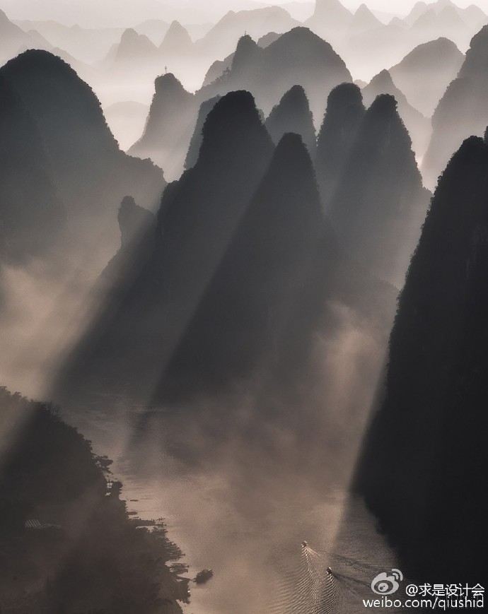 由设计师张京拍摄的桂林山水美景，希望通过镜头把心中对大自然风光美景的感动传达给每一个人。#求是爱设计#