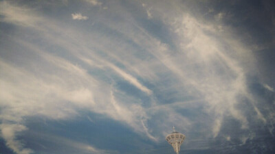  那天天空就像不想让我拍一样可是我偏偏拍了☔