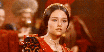 【GIF不动戳大】颜值上，奥丽维娅的“朱丽叶”(1968年版)和小李子的“罗密欧”(1996年版)真是搭。
