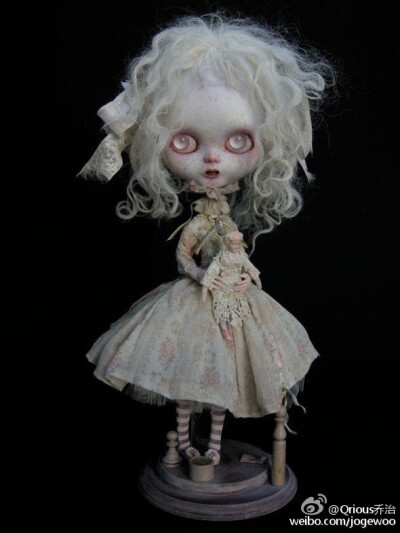 #gothic##creepy##blythe##costume# by Julien Martinez #Artist##art doll#