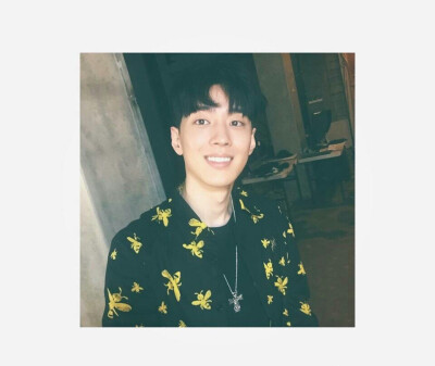 Gray_李盛华 AOMG