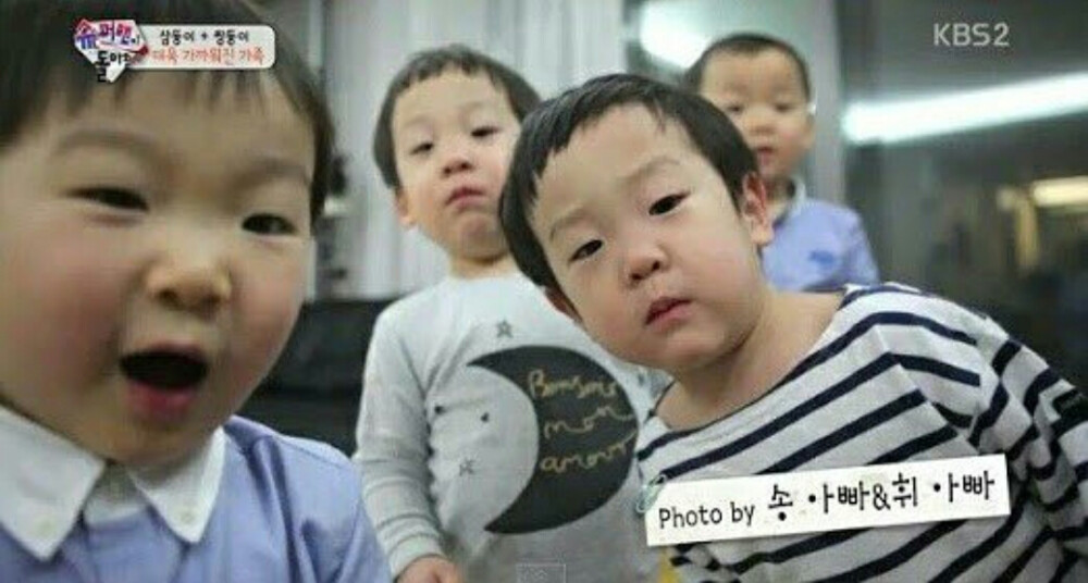 据说这是大韩的自拍 ins:love.songtriplets 