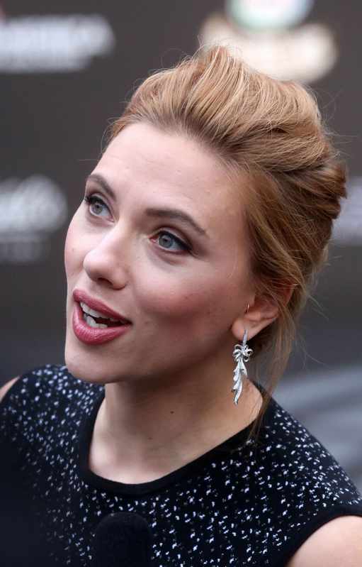 斯嘉丽·约翰逊（Scarlett Johansson）#黑寡妇#女神#头像#壁纸#桌面#汤包#寡姐#小斯