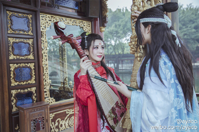 #三千鸦杀#cos#九云辞#－－三千世界鸦杀尽，与君共寝到天明。原著@十四郎的微博 摄影@_夏神樂 覃川@神魔井-秭颜 傅九云@ayaco 服装@万物生工作室 助理@_Raetsel @神魔井-喵呜呜 后期自理...展开全文c