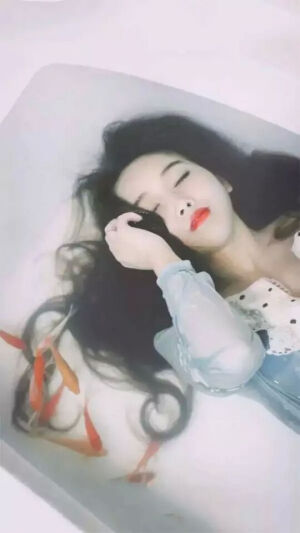 女头