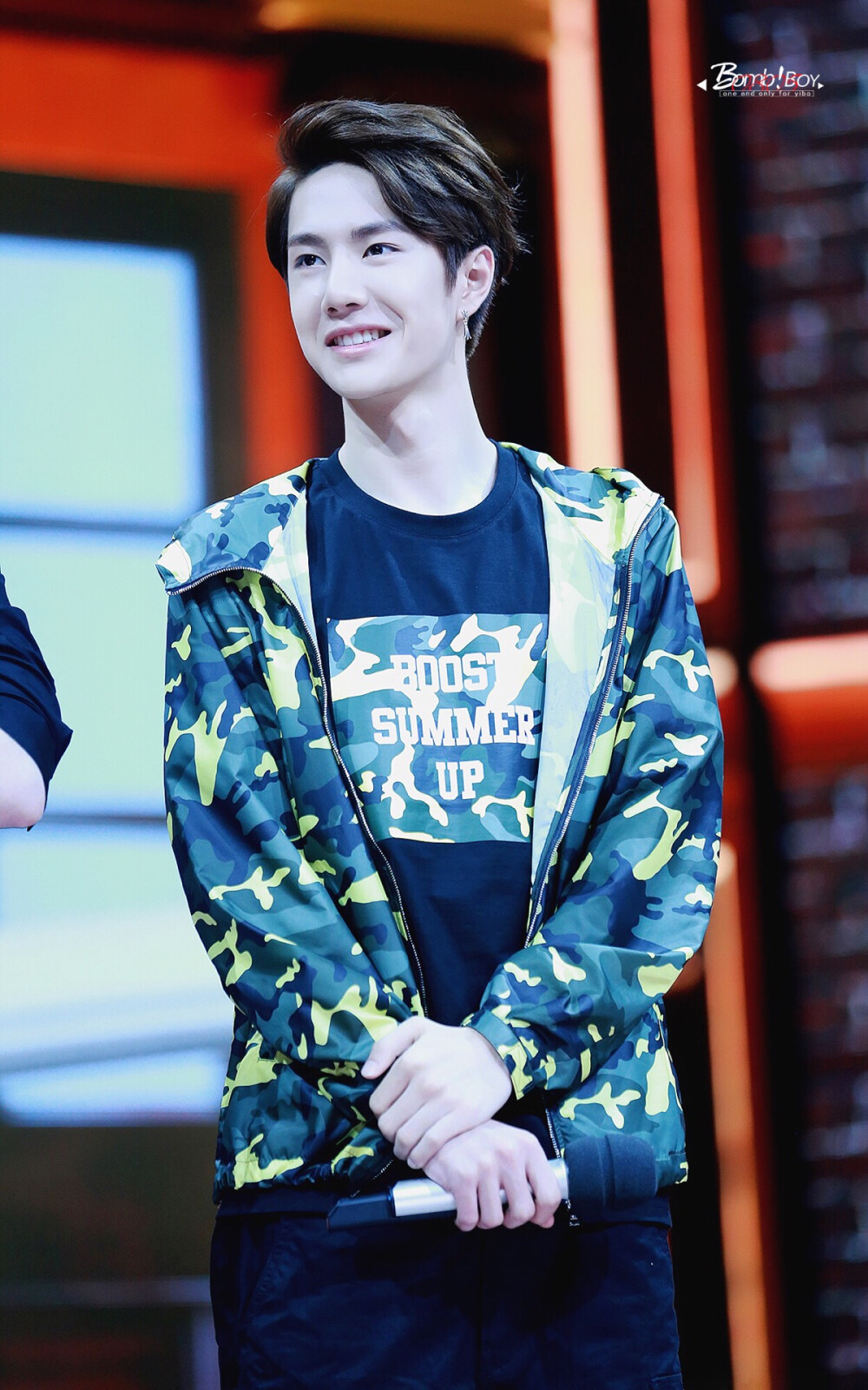 160615 天天向上录制 #UNIQ王一博#