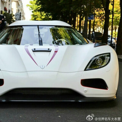 国外街头超跑： 1）幽灵Agera R