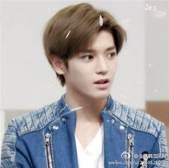 十楼是三国混血，傻帽新男团TYd=====(￣▽￣*)
李泰勇（TaeYong），1995年7月1日出生于韩国，是S.M.Entertainment旗下SMROOKIES公开练习生的成员之一。